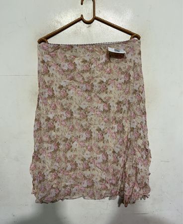 Camateu Floral Print Midi Rock