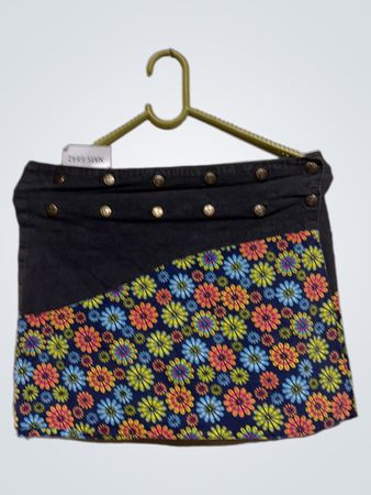 Jeansrock mit Blumenmuster