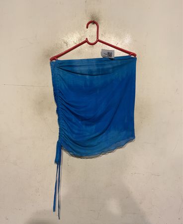 Blaues gerafftes Röhrenoberteil mit Kordelzug