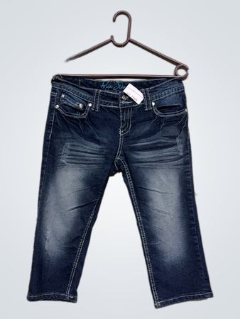Ariza Jean Damen Capri Jeans