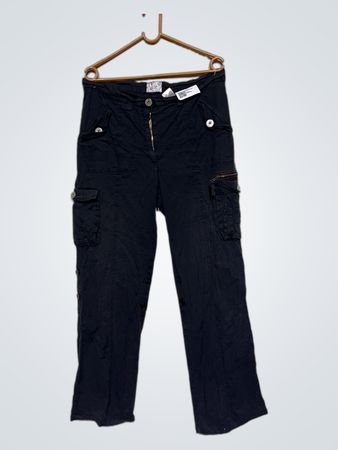 Schwarze Cargo-Hose