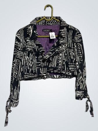 MARCCAIN Damen Schwarz-Weiß gemusterte kurze Jacke