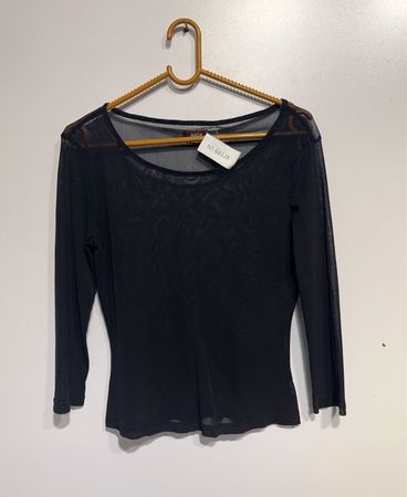 Nativo Black Mesh Top