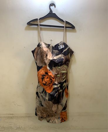 Blumenmuster Kleid