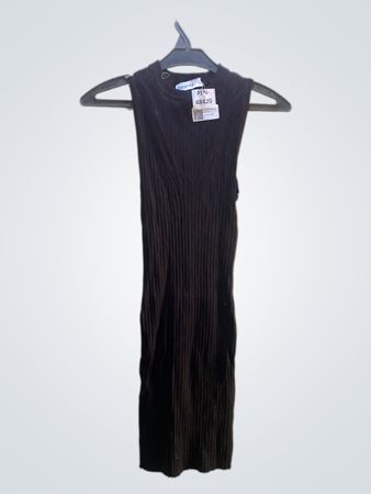Bershka Ribbed Knit Ärmelloses Midi-Kleid