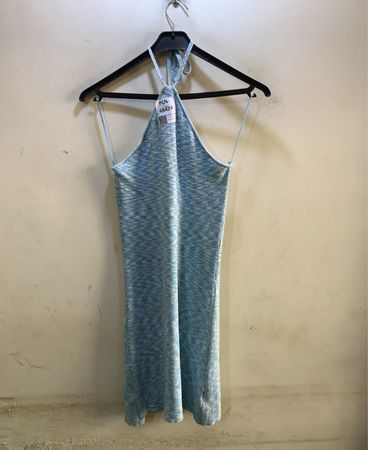 FaithVintage Blau- und Weiß Melange Ripp-Halterkleid