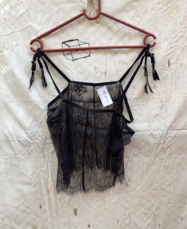 Schwarzes Spitzen-Camisole
