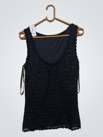 Schwarzes gehäkeltes Tanktop