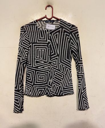 FASHION TEAM NT-77734 Schwarz-Weiß Geometrischer Druck Langarmoberteil