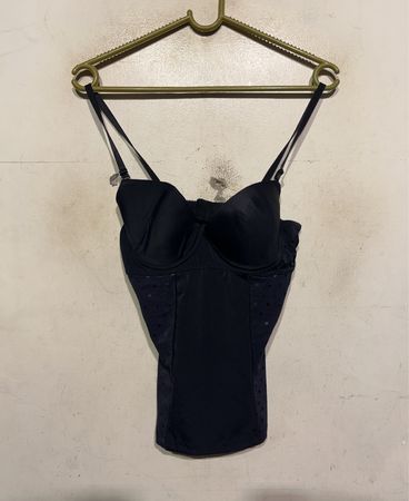 Schwarzes Korsett-Top