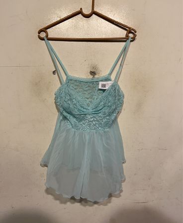  hellblauer Spitzen-Babydoll