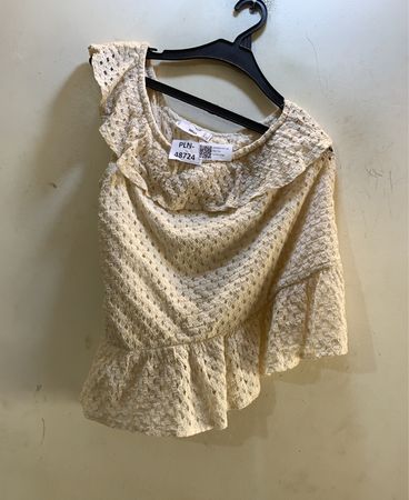MNG Spitzen-Peplum-Top