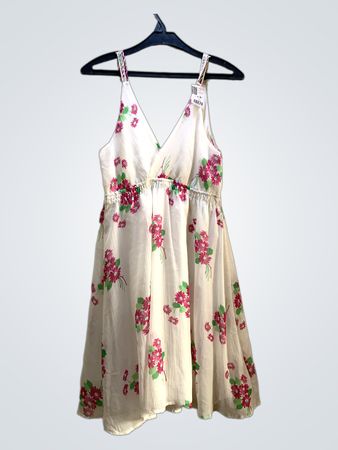 Robe d'été à imprimé floral blanc
