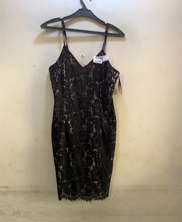 FaithVintage Schwarzes Spitzenunterkleid