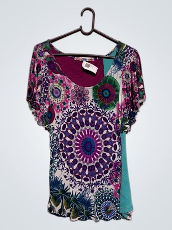 Desigual Damen Grafikdruck T-Shirt