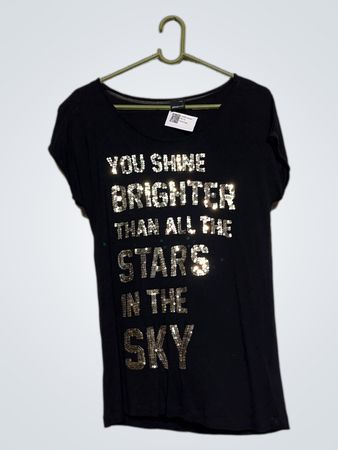 GINATRICOT Schwarzes T-Shirt "DU STRAHLST HELLER ALS ALLE STERNE AM HIMMEL
