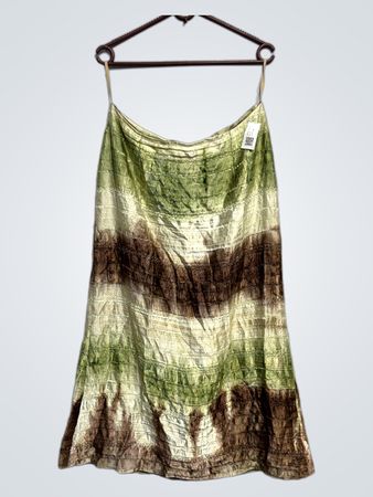 Gestufter gestreifter Maxikleid