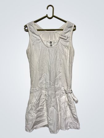 Weißes ärmelloses Kleid mit NSD-3884 Etikett