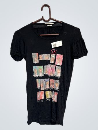 SEALKAY Unabhängiges schwarzes T-Shirt