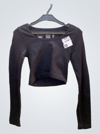 Schwarzes langärmliges cropped Top