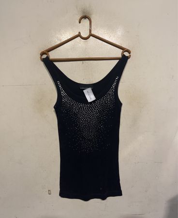 ISABELLA RODRIGUEZ Schwarzes Tank-Top mit Strasssteinen