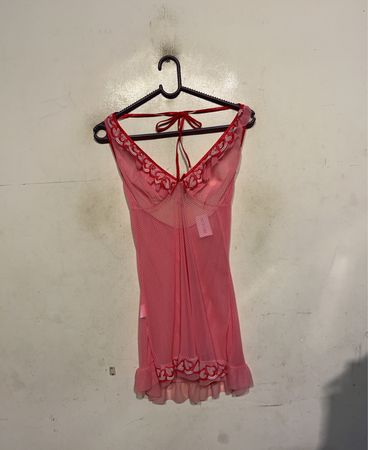 Rosa Babydoll mit Herzbesatz