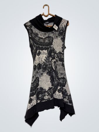 Cassis Collection Ärmelloses Top mit asymmetrischem Saum