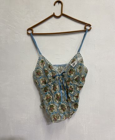 Blumenmuster-Trägershirt
