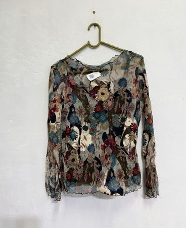 CASSIS Floral Print Sheer Long Sleeve Top