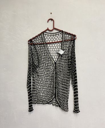 Schwarzer offener Strickcardigan mit silberner Beadings