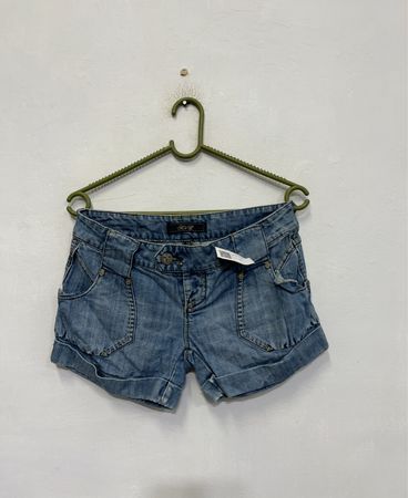 RVL Blue Denim Shorts mit "Hello Summer" Stickerei
