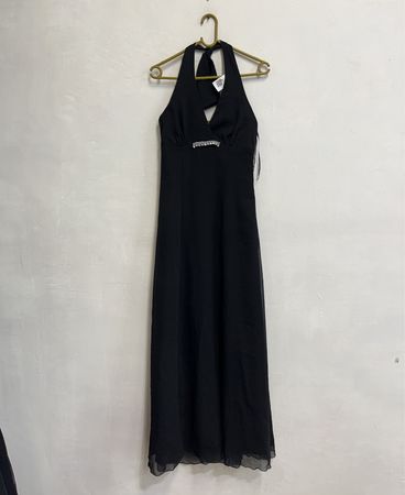 SA.HARA EDITION Schwarzes Neckholder Maxikleid mit Verzierungen
