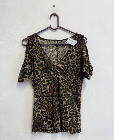 Leopardenmuster Cold Shoulder V-Ausschnitt Top