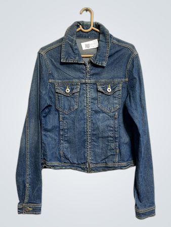 Blaue Jeansjacke