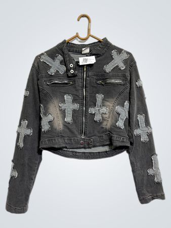 Jeansjacke mit Kreuz-Applikationen