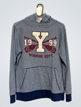 Grau Hoodie mit "Y 19 99 WINNING DEPT.