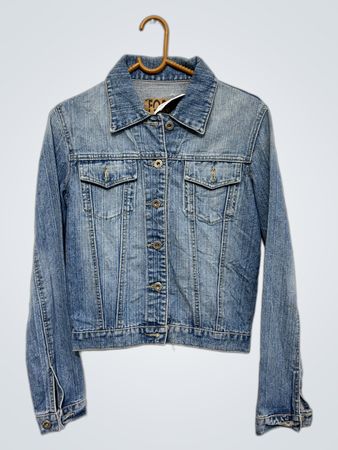 FOR YOU Denimjacke mit rotem Flügelstickereien