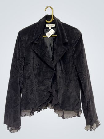 UN DEUX TROIS Black Velvet Blazer mit Rüschensaum