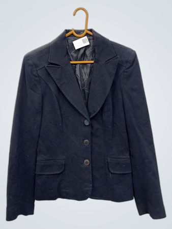 Schwarzer Blazer
