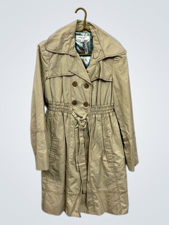 Liz Lange Maternity For Target Beige Trenchcoat
