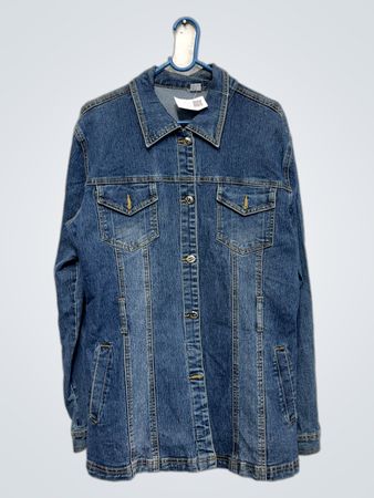 Denimjacke mit NC-2612 Etikett