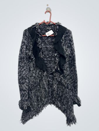 ELEVEN Schwarzer und weißer Strickcardigan mit Fransen