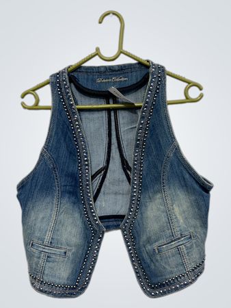 Denim-Kollektion Nietenweste