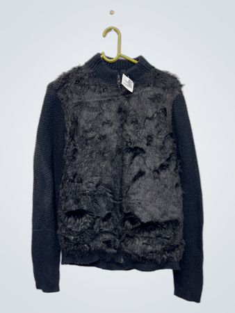 Schwarzer Fell- und Strick-Reißverschluss-Pullover