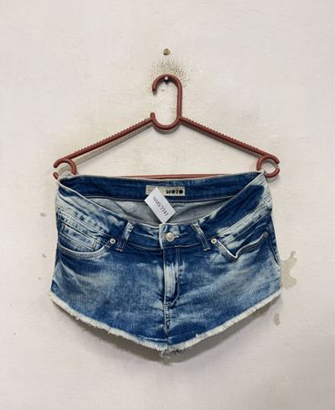 MOTO Topshop Denim Shorts