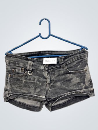 Stradivarius Neue Kollektion Jeans-Shorts