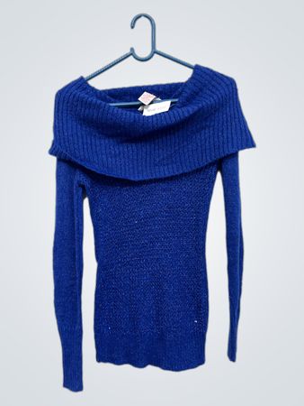 Candie's Off-the-Shoulder Strickpullover