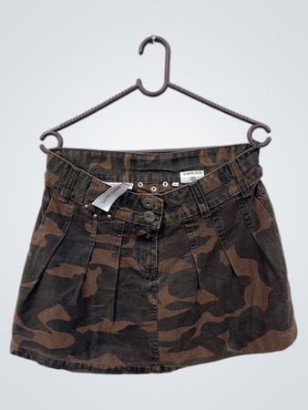 Miss Camouflage-Print-Rock
