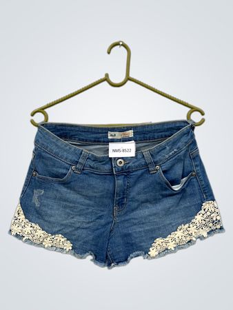 Clockhouse Denim-Shorts mit Spitzenbesatz
