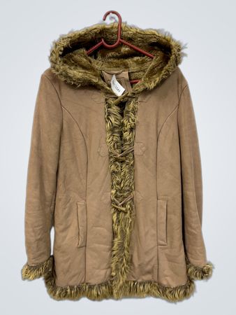 Braune Kapuzenjacke mit Kunstfellbesatz